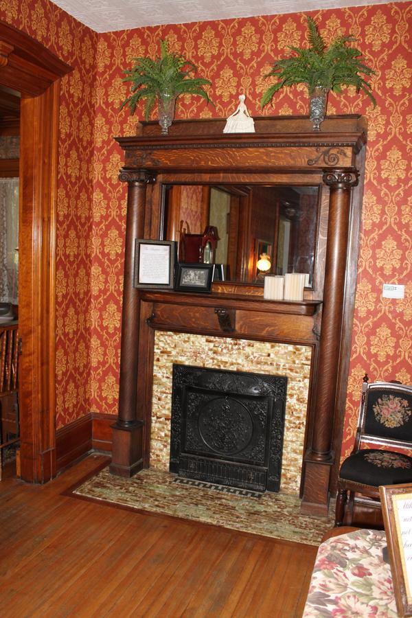Victorian Charm Inn Towanda Exteriör bild
